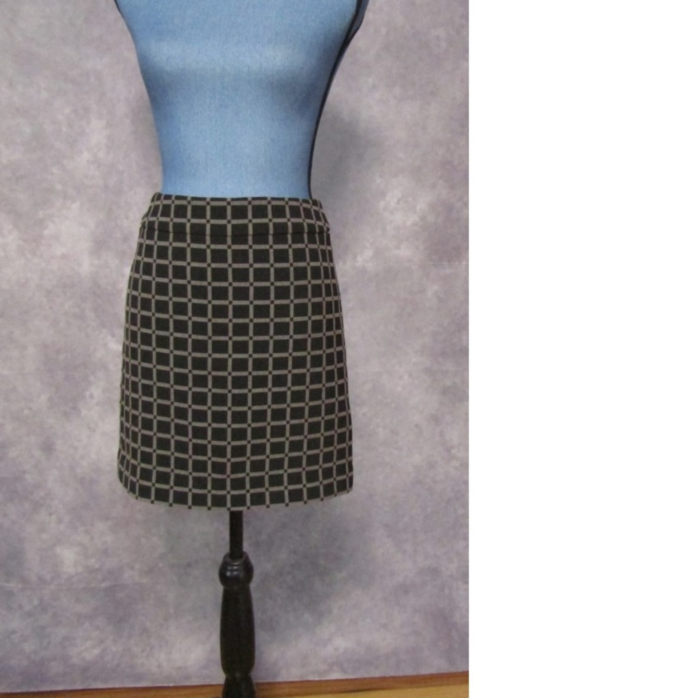 LOFT Black & Gray Square Block Pattern Skirt Sz 2P